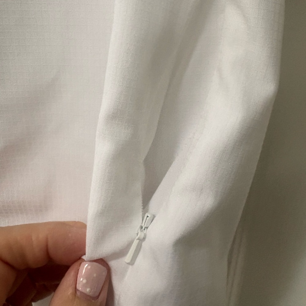 Columbia Women's White Button Down Shirt - Picture 3 of 8